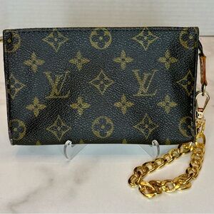 Louis Vuitton Pouch